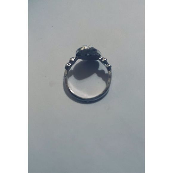 Gorgeous white sapphire AND SILVER RING - Picture 4 of 7